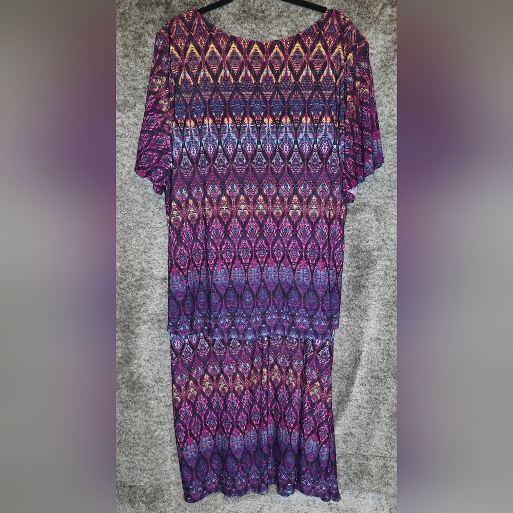 🌞3/$25- NWOT- Catherine's 3X 26/28 Mosaic/Geometric Print Dress.🌞